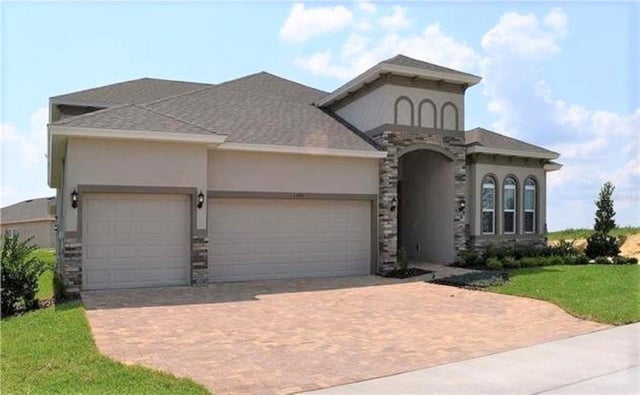 2137 Sunshine Peak Drive, MINNEOLA