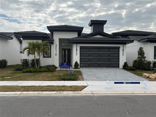 3016 Kensington Avenue, DAVENPORT