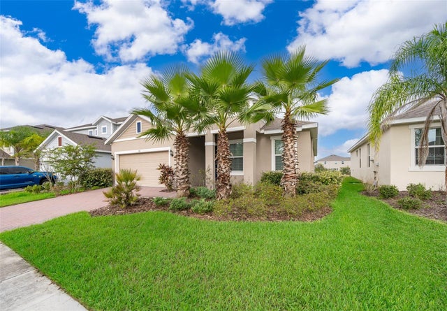 886 Grazie Loop, DAVENPORT