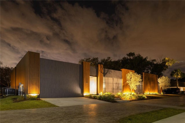 8966 Easterling Drive, ORLANDO