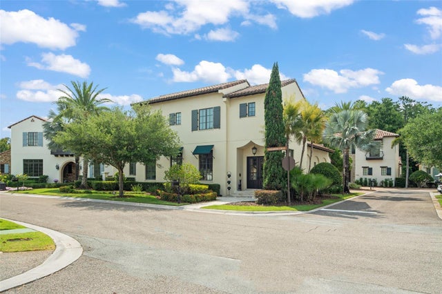 9730 Lounsberry Circle, GOLDEN OAK