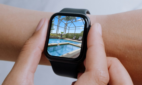 Smartwatch with Orlando Home Pool
